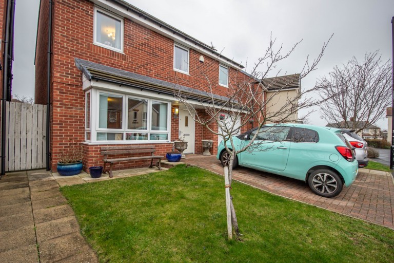 View Full Details for Warrington Grove, North Shields, Tyne and Wear, NE29