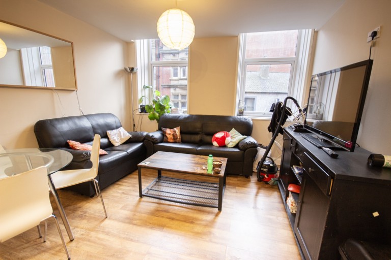 View Full Details for 2 The Gatehouse, 70 St. Andrews Street, Newcastle upon Tyne, NE1 5SF