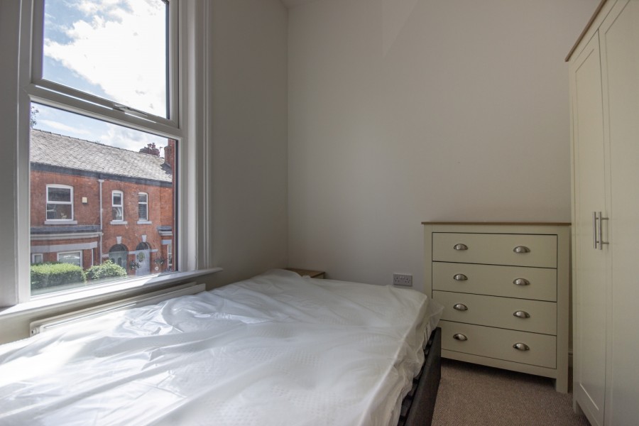Images for Rm 3 Fairfield Road, Droylsden, Manchester, M43