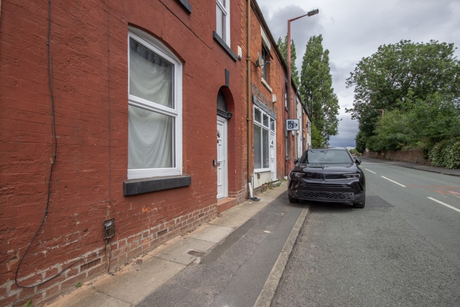 Images for Rm 4 Fairfield Road, Droylsden, Manchester, M43