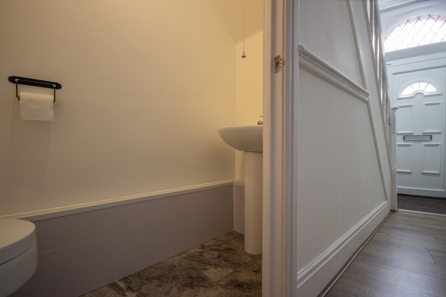 Images for Rm 4 Fairfield Road, Droylsden, Manchester, M43