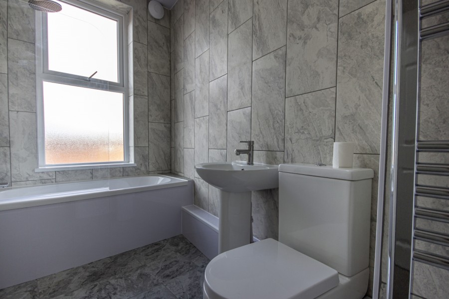 Images for Rm 4 Fairfield Road, Droylsden, Manchester, M43