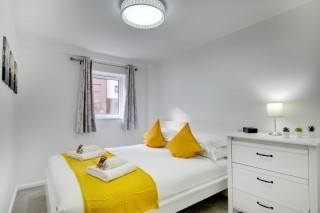 Images for Rialto Apartment, Newcastle Upon Tyne