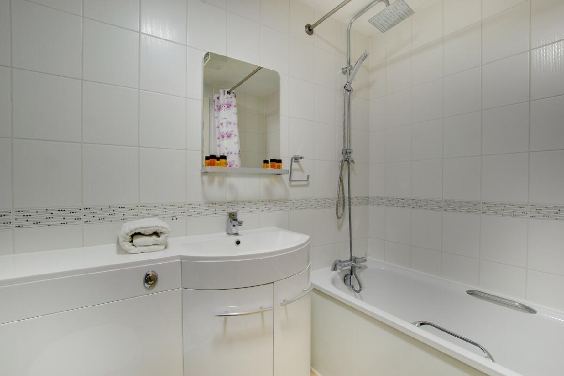 Images for Rialto Apartment, Newcastle Upon Tyne