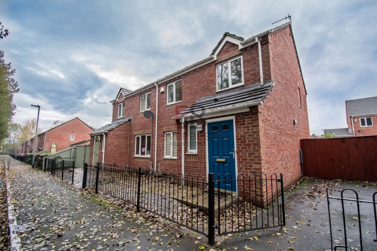 View Full Details for Abbeyfield Close, Gateshead, NE8 2PS